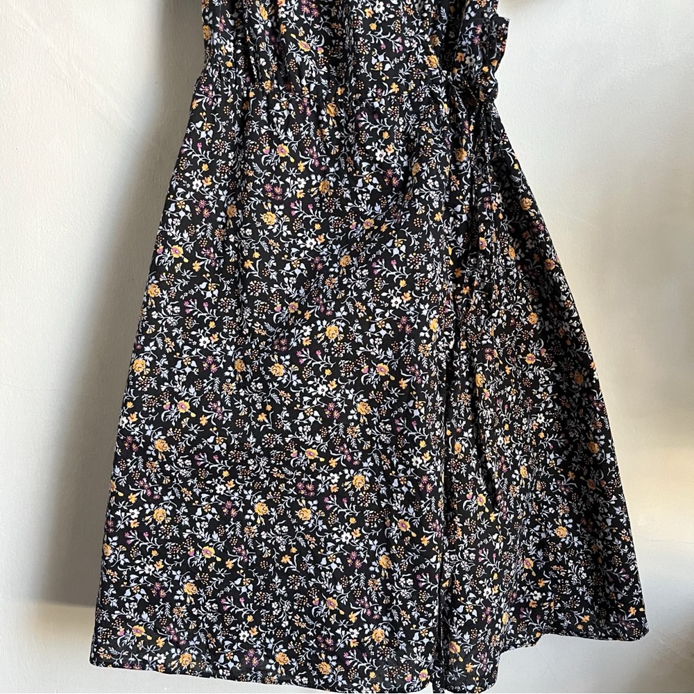 Madewell Cross Front Mini Dress in Garden Party - Picture 3 of 12